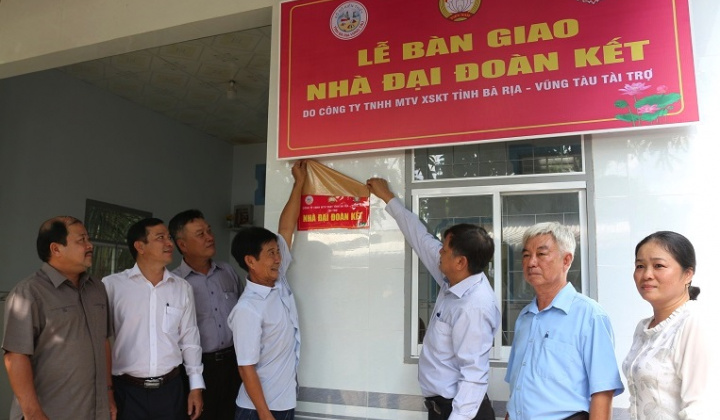 Xổ số kiến thiết Bà Rịa - Vũng Tàu: Trao tặng 6 căn nhà Đại đoàn kết tại tỉnh Đồng Tháp