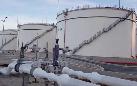 Thông quan 24/7 cho doanh nghiệp đầu mối nhập khẩu xăng dầu