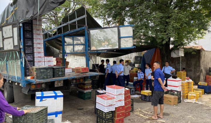 Thái Nguyên thu giữ 292 kg trái cây tươi không rõ nguồn gốc xuất xứ