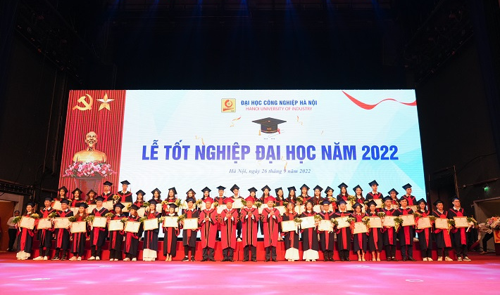 Trường Đại học Công nghiệp Hà Nội: Trao bằng cho hơn 5000 sinh viên tốt nghiệp năm 2022