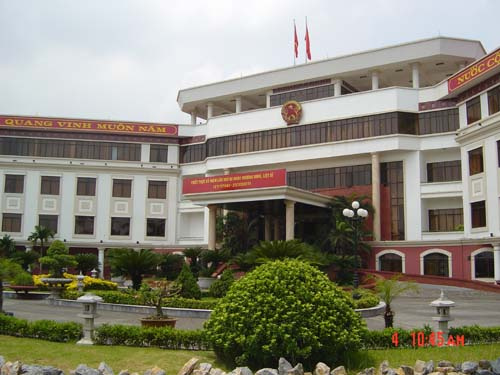 Đẩy mạnh cải cách hành chính, nâng cao chất lượng phục vụ nhân dân và doanh nghiệp của Ủy ban nhân dân quận Tây Hồ, Thành phố Hà Nội