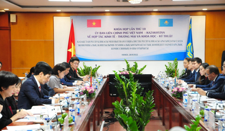 Khoá họp lần thứ 10 Ủy ban liên Chính phủ Việt Nam - Kazakhstan về hợp tác kinh tế - thương mại và khoa học - kỹ thuật