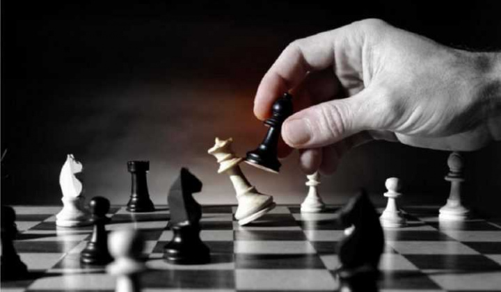 Exploring the sources of competitive advantage through customer satisfaction and customer loyalty: Case study of Vietnamese securities companies