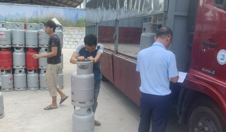Cục QLTT tỉnh Khánh Hòa: Xử phạt 70 triệu đồng với 1 thương nhân kinh doanh khí