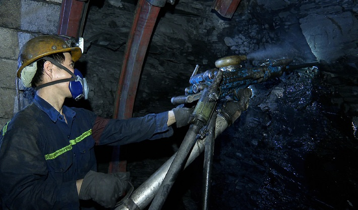 Năm 2023, TKV tăng cường giám sát, tập trung đảm bảo an toàn lao động