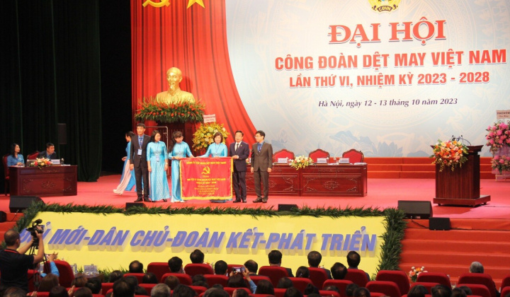 Công đoàn Dệt May: Đảm bảo lợi ích người lao động, thúc đẩy hiệu quả các phong trào thi đua