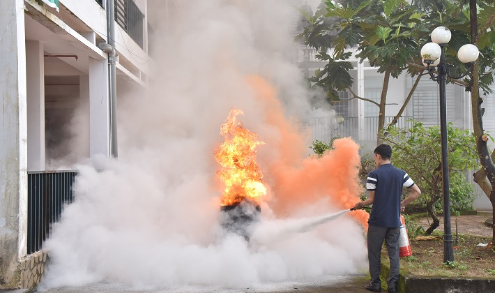 Công ty Nhôm Đắk Nông diễn tập chữa cháy và cứu nạn, cứu hộ