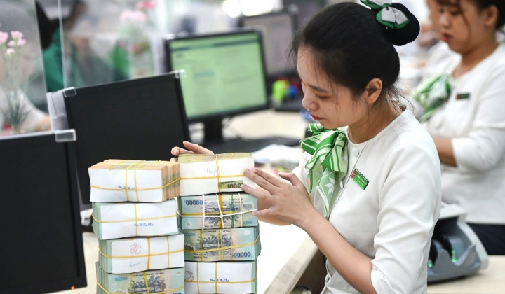 22 ngân hàng hạ lãi suất tiết kiệm, chỉ còn 3 ngân hàng giữ mốc 6% kỳ hạn 6 tháng, 9 tháng