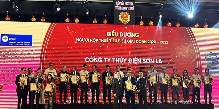 Công ty Thủy điện Sơn La là doanh nghiệp nộp thuế tiêu biểu toàn quốc