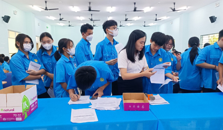 BIDV Nam Bình Dương: Đưa sản phẩm dịch vụ ngân hàng đến với học sinh, sinh viên