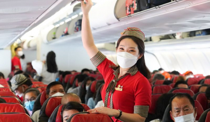 Làm lành mạnh hóa thị trường dịch vụ hàng không
