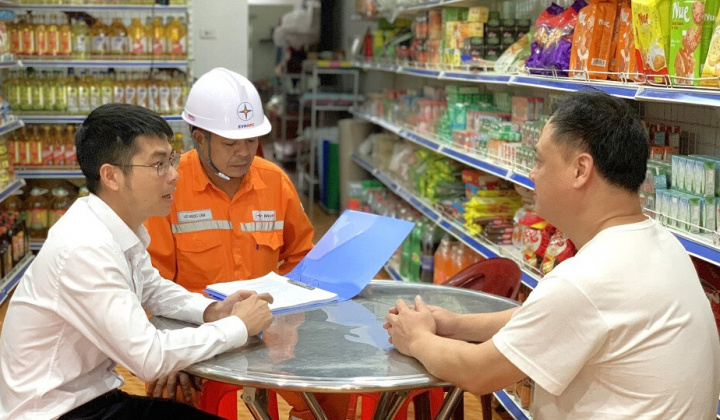 EVNNPC: Khách hàng đồng thuận khi thay đổi lịch ghi chỉ số công tơ