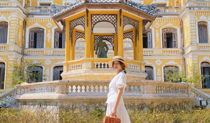 Tác động của truyền miệng điện tử (ewom) đến ý định đi du lịch của giới trẻ tại thành phố Huế