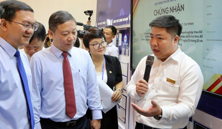 EVNHCMC giới thiệu thành tựu chuyển đổi số tại Triển lãm TECH4LIFE