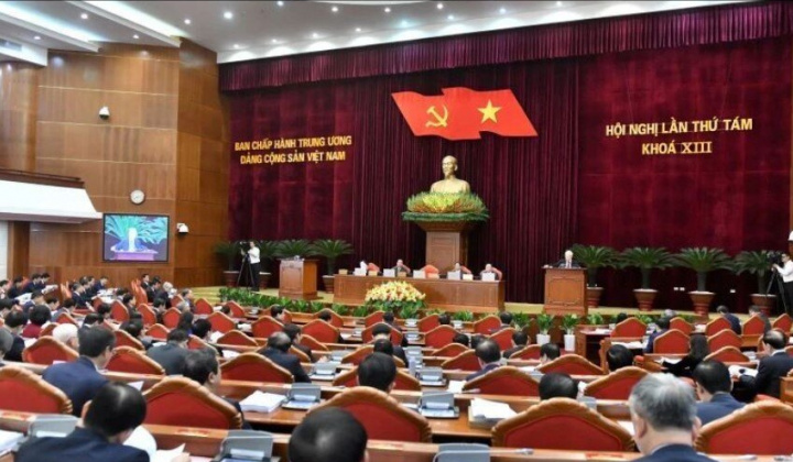 Thông cáo báo chí ngày làm việc thứ năm của Hội nghị Trung ương 8