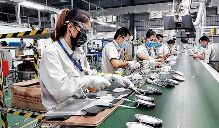 Kinh nghiệm điều chỉnh chính sách tài khóa hỗ trợ nền kinh tế của các nước trên thế giới trong đại dịch Covid-19 và gợi ý đối với Việt Nam