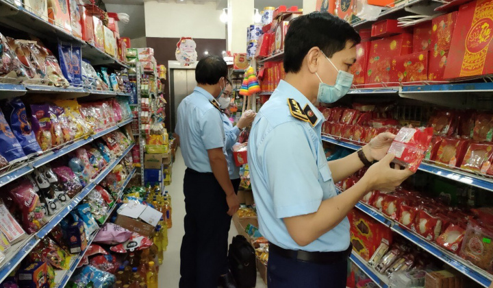 Tổng cục QLTT ban hành Kế hoạch cao điểm chống buôn lậu, gian lận thương mại và hàng giả trước, trong và sau Tết Giáp Thìn 2024