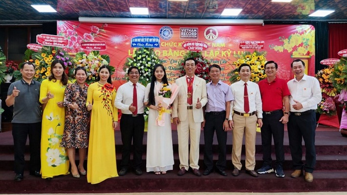 Gặp gỡ doanh nhân Trần Văn Mười - tác giả của bài thơ được chuyển thể 18 loại hình âm nhạc