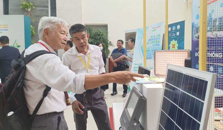 Điện Quang chú trọng phát triển năng lượng xanh