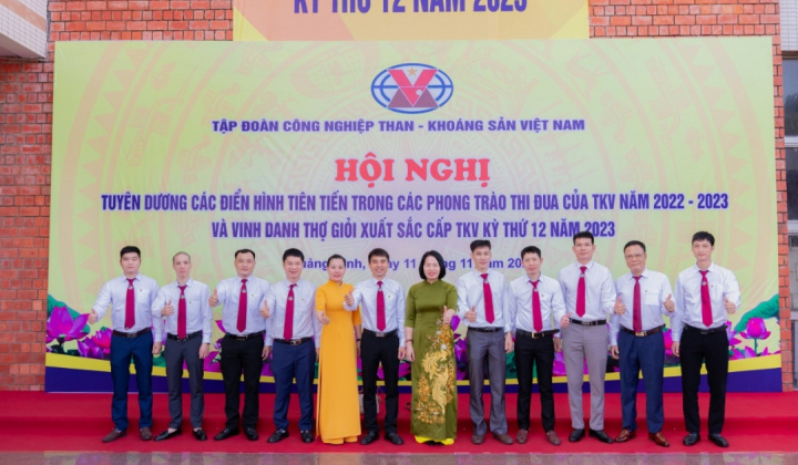 TKV vinh danh thành tích của Tập thể và cá nhân Công ty Than Thống Nhất