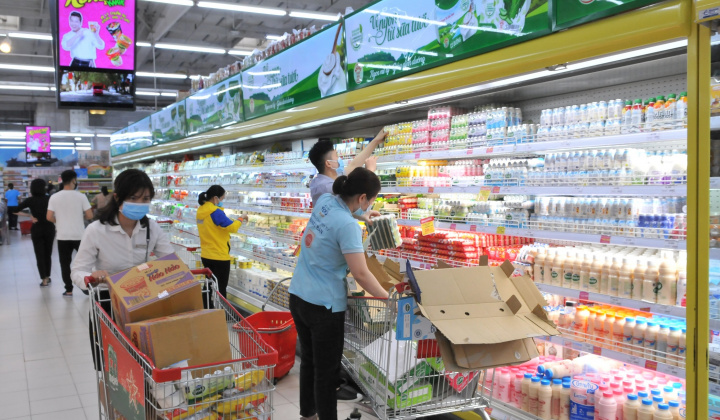 Bảo đảm cân đối cung cầu, bình ổn thị trường hàng hóa cuối năm 2023 và dịp Tết Giáp Thìn