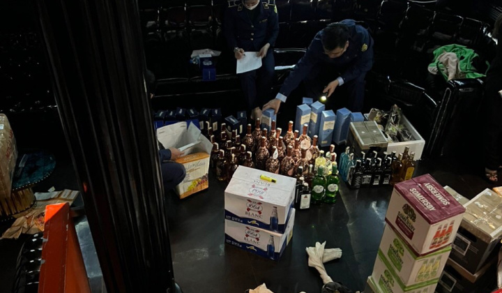 QLTT Hà Nội: Tiếp tục triệt phá một cơ sở kinh doanh khí N20 không rõ nguồn gốc xuất xứ