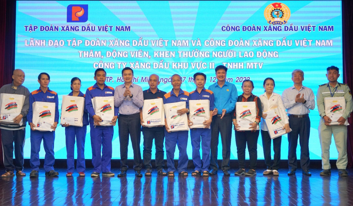 Đoàn viên, người lao động Petrolimex và mùa xuân mới ấm áp