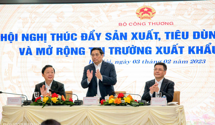 Bộ Công Thương tổ chức Hội nghị thúc đẩy sản xuất tiêu dùng trong nước và mở rộng thị trường xuất khẩu năm 2023