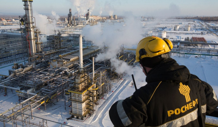 Phương Tây đạt thoả thuận áp trần giá đối với sản phẩm từ dầu Nga, có hiệu lực ngay từ 5/2