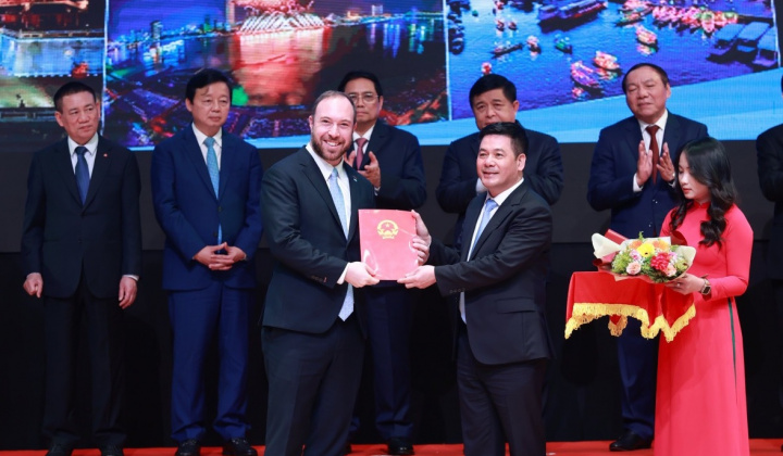 Trao Quyết định phê duyệt chủ trương đầu tư dự án điện khí Sơn Mỹ 2