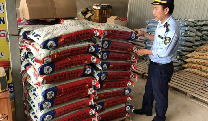 Kiên Giang: đình chỉ hoạt động 6 tháng 01 cơ sở kinh doanh phân bón