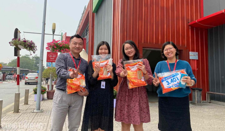 Các vận động viên đã sẵn sàng cho đường chạy vì người tiêu dùng