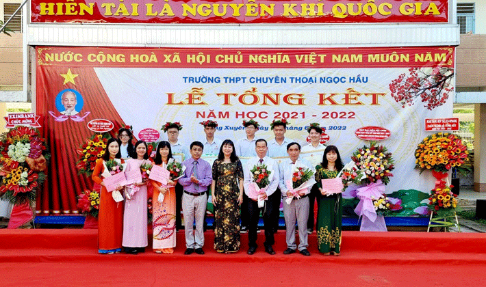 Trường THPT Chuyên Thoại Ngọc Hầu: Tập trung nâng cao chất lượng giáo dục