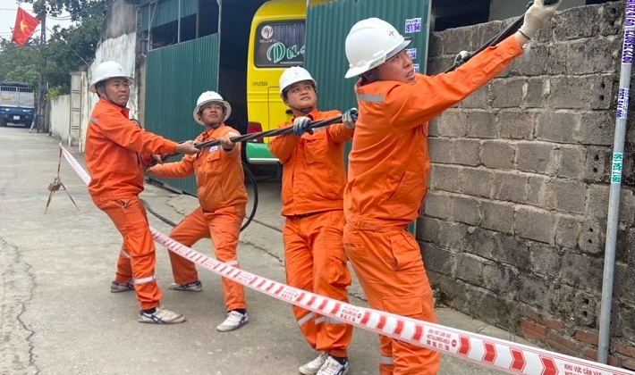 EVNHANOI nỗ lực đảm bảo cung ứng điện an toàn, liên tục năm 2023