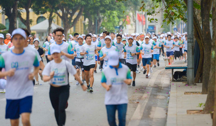 [Chuyển động 24h] Hơn 1.000 người chạy phát động Giờ Trái đất 2023