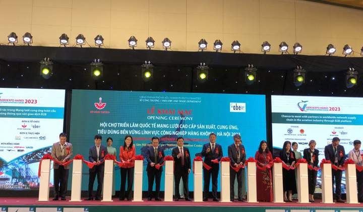 Hà Nội: Khai mạc Hội chợ triển lãm Quốc tế lĩnh vực công nghiệp hàng không