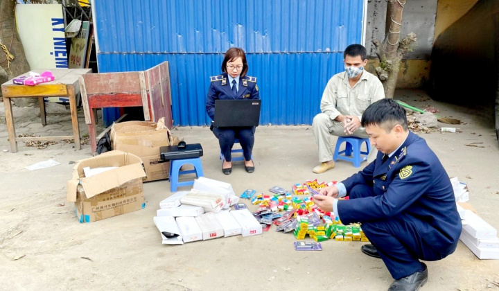 Phát hiện nhiều cơ sở buôn bán mặt hàng khóa giả mạo nhãn hiệu VIỆT - TIỆP tại Thái Nguyên