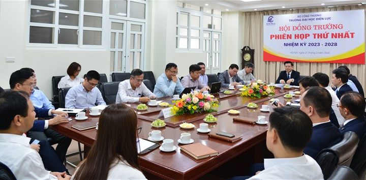 Phiên họp lần thứ nhất Hội đồng trường Trường Đại học Điện lực nhiệm kỳ 2023 - 2028