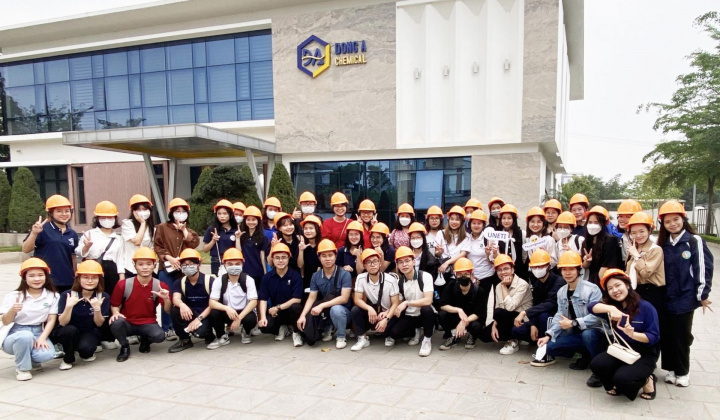 Tăng cường hoạt động tìm hiểu thực tế doanh nghiệp cho sinh viên chuyên ngành Logistics