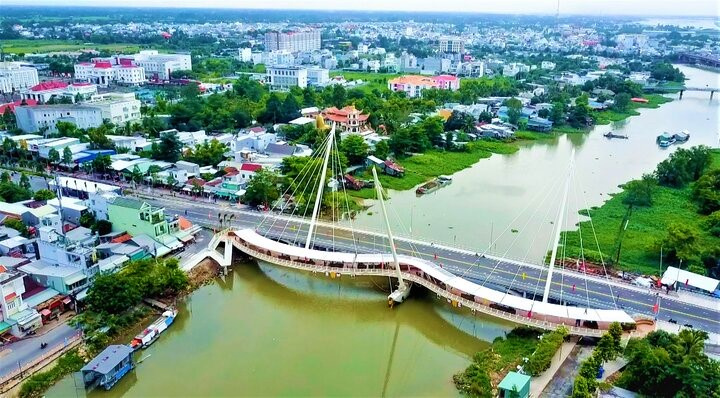 Công ty Cổ phần Môi trường đô thị An Giang:  Bảo đảm cảnh quan môi trường đô thị sáng – xanh – sạch – đẹp