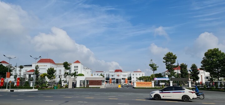 Thành phố Long Xuyên: Thúc đẩy phát triển kinh tế và đầu tư cơ sở hạ tầng