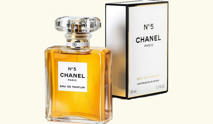 Quảng Ninh thu giữ hàng trăm chai nước hoa giả mạo nhãn hiệu Chanel