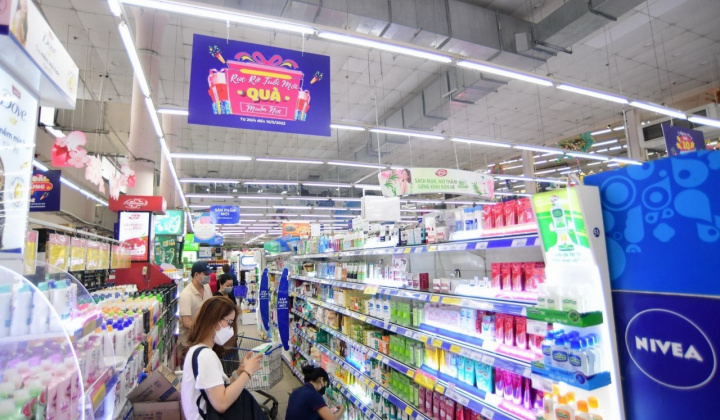 Co.op Mart giảm giá hơn 27.000 mặt hàng mừng sinh nhật lần thứ 27