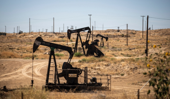 Giá dầu thô 24/4: Đi ngang tại ngưỡng 81 USD, giới phân tích tiếp tục dự báo giá dầu thô sẽ tăng lên