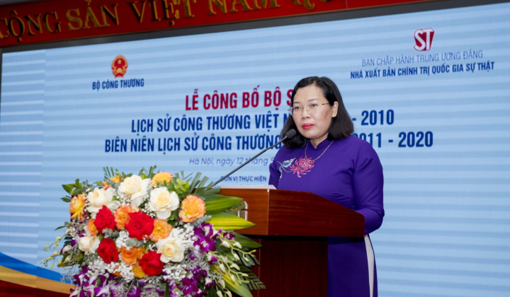 Bộ sách Lịch sử Công Thương Việt Nam là công trình nghiên cứu công phu, có giá trị cả về lý luận và thực tiễn