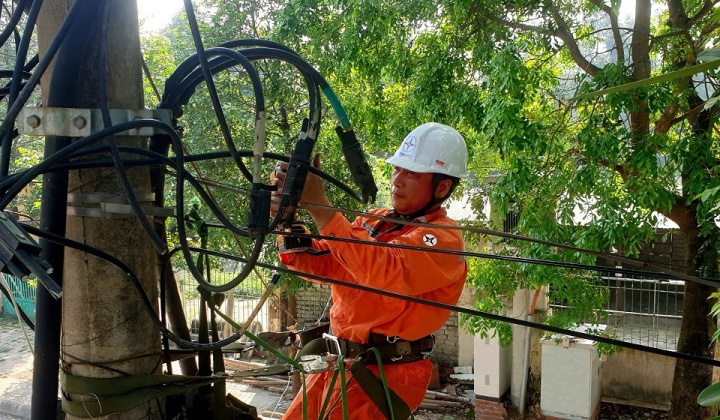 EVNNPC khởi công và hoàn thành nhiều dự án lưới điện trong 4 tháng đầu năm
