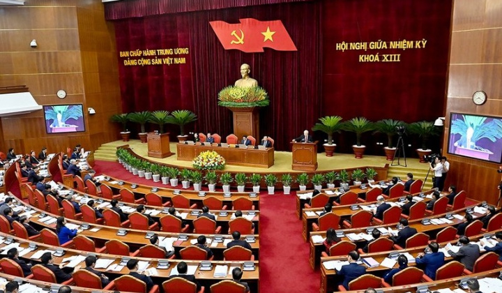 Ngày làm việc thứ hai Hội nghị giữa nhiệm kỳ Ban Chấp hành Trung ương Đảng khóa XIII