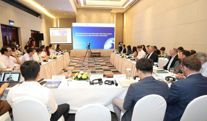 Tập hợp nguồn lực thúc đẩy các ý tưởng, giải pháp sáng tạo giảm thiểu rác thải nhựa