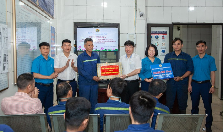 Than Thống Nhất tặng quà Tháng Công nhân, Tháng hành động về ATVSLĐ năm 2023
