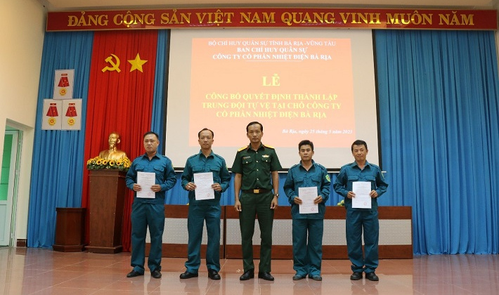 Nhiệt điện Bà Rịa thành lập Trung đội tự vệ tại chỗ